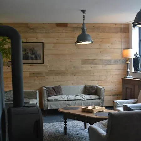 Maison Du Chien Holiday home Corbion