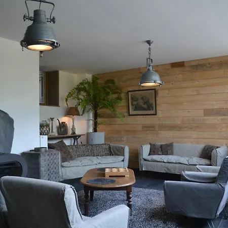Maison Du Chien Holiday home Corbion