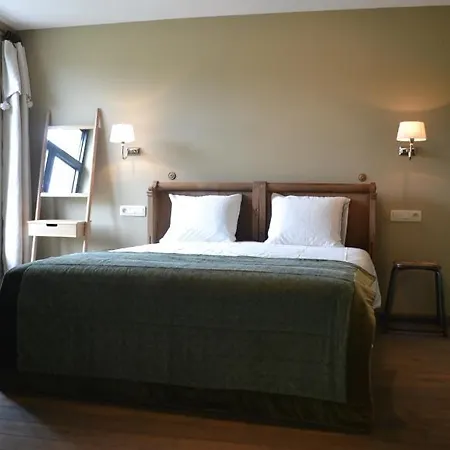 Maison Du Chien Corbion