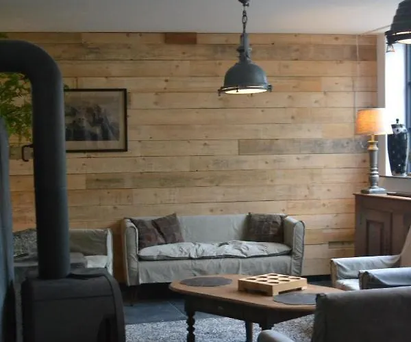 Maison Du Chien بيت للعطل Corbion